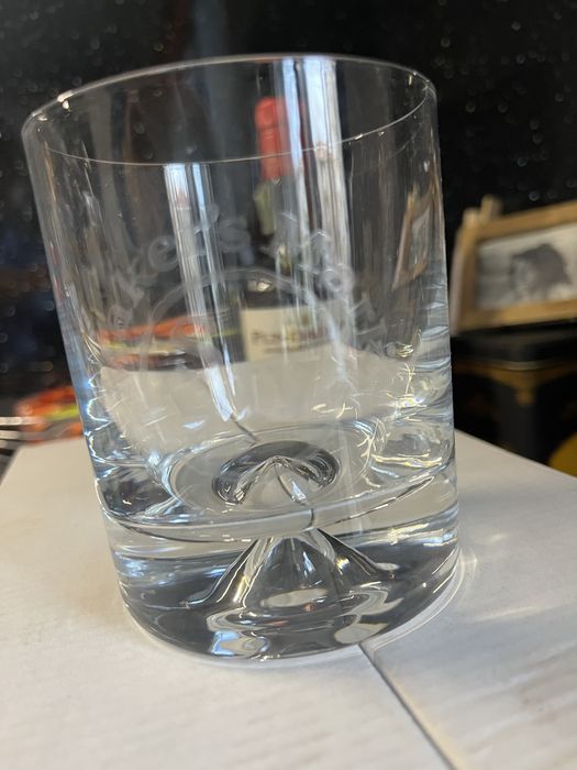 Продавам нови чаши