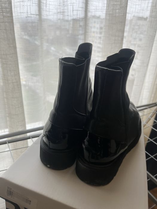 Много хубави боти естествена кожа