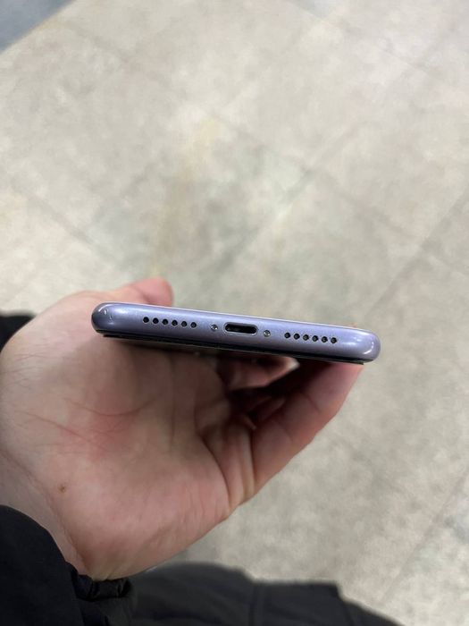 Iphone 11 64 gb KHA
