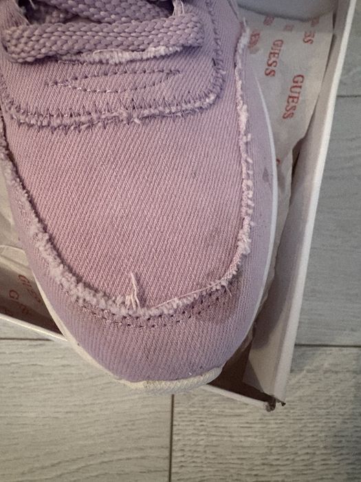 Pantofi Guess marime 41