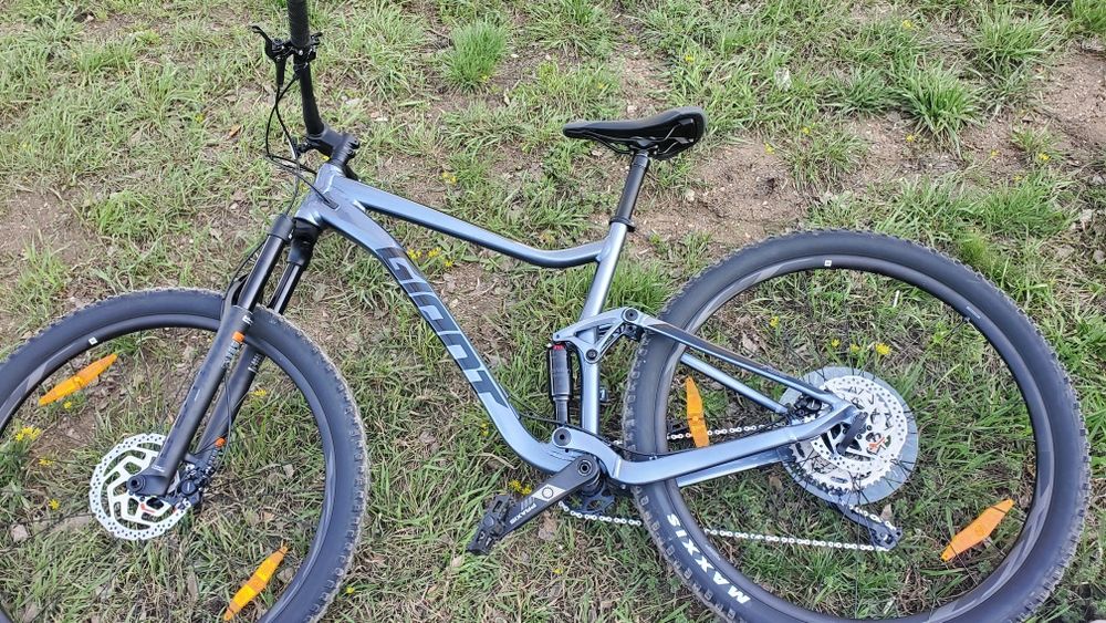 Двухподвес Giant stance 2 29  22года silver