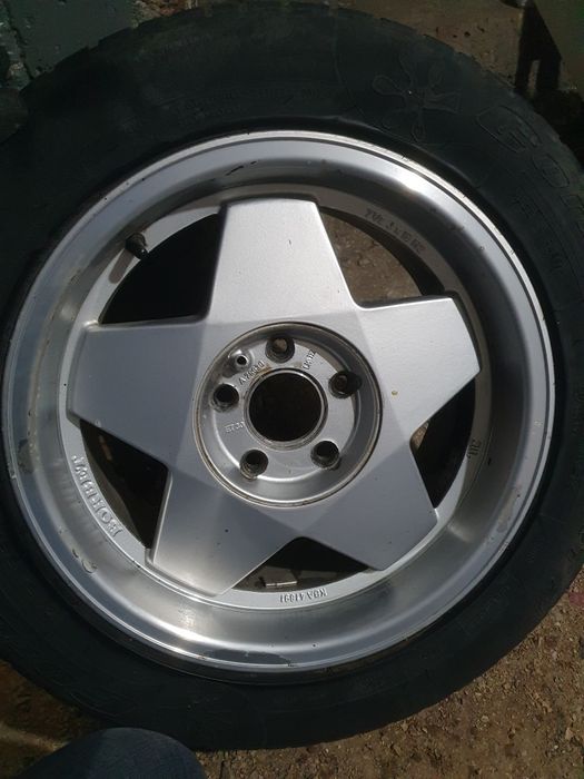 16 Диски с летней резиной.