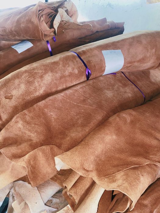 Естествена кожа на парче