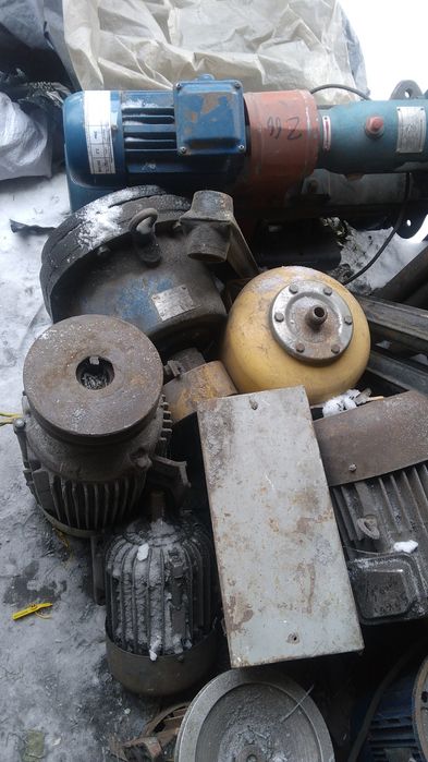 Электродвигатели редукторс