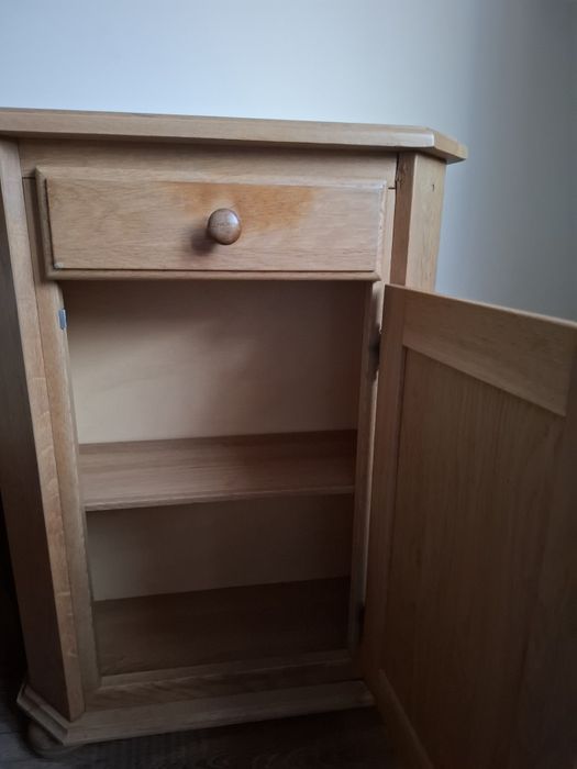 Масивен шкаф дъб