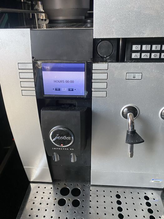 Jura impressa X9 - ресторантско оборудване