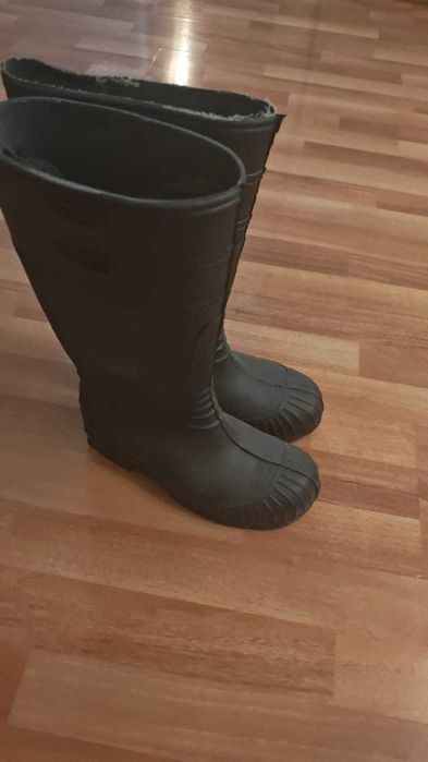 резиновые сапоги