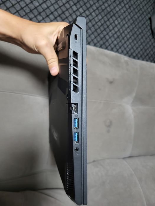 Acer Nitro 5 Ноутбук.