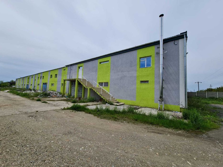 Inchiriez hala Deva( la autostrada)