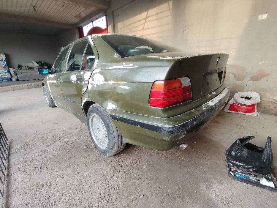 Bmw e36 sotiladi