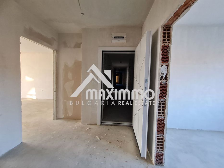 Продава се Тристаен апартамент в Варна, Кайсиева градина - 73 кв.м за 1480 €/кв.м - Снимка #4