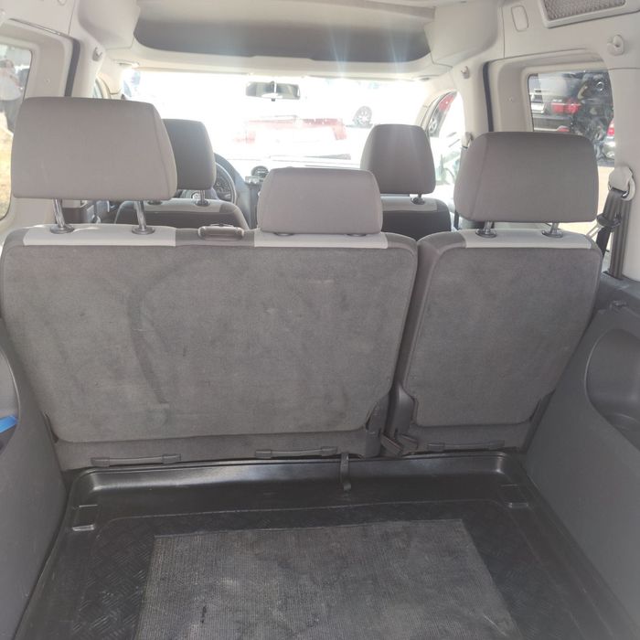 Продавам Volkswagen Caddy