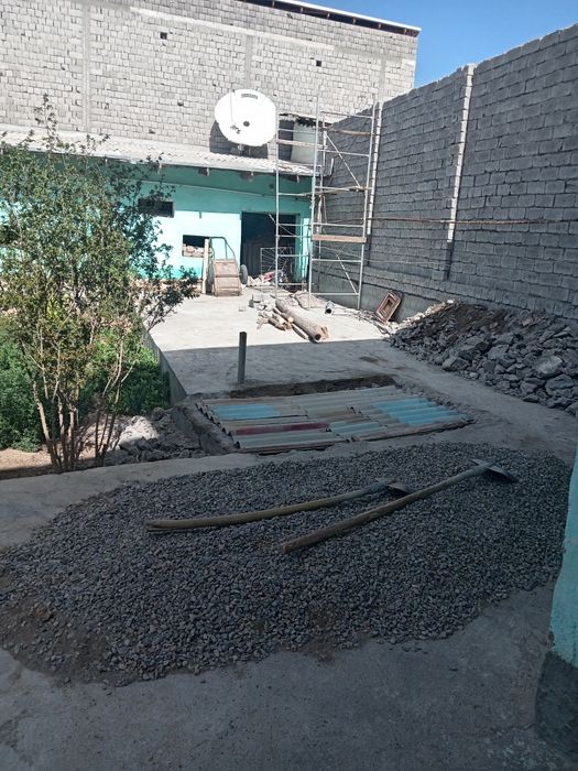 Hovli sotiladi srochni magzon mfy