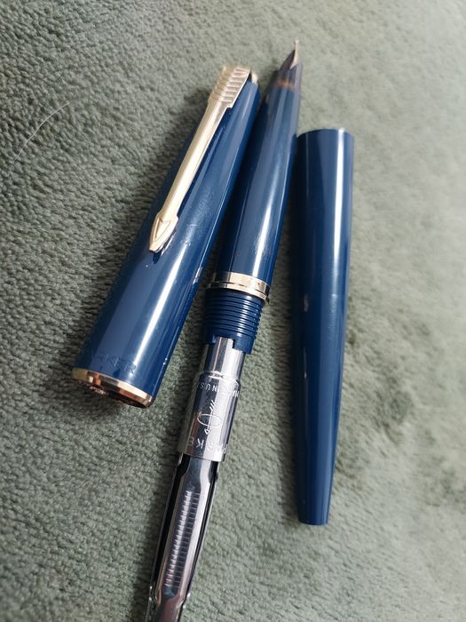 Stilou Parker Arrow penita aur 14k