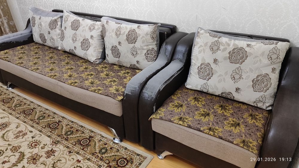 Диван и кресло б/у