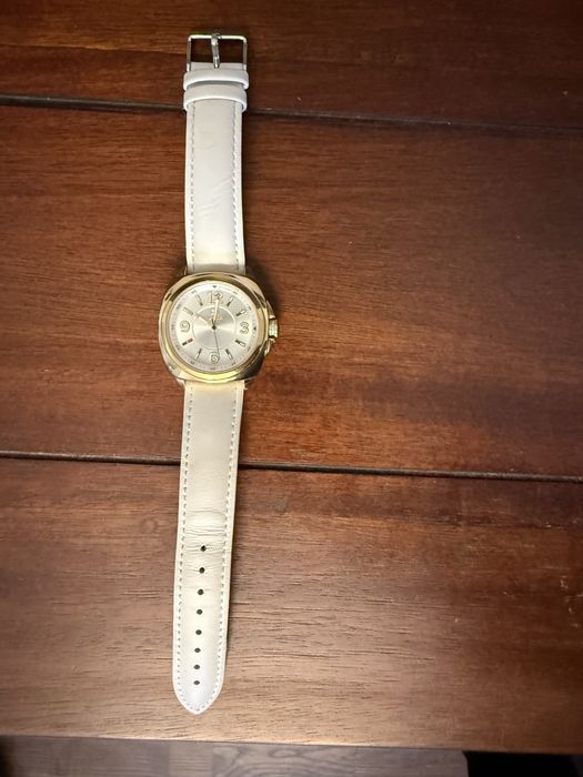 Ceasuri  Fossil, Guess și Tommy Hilfiger