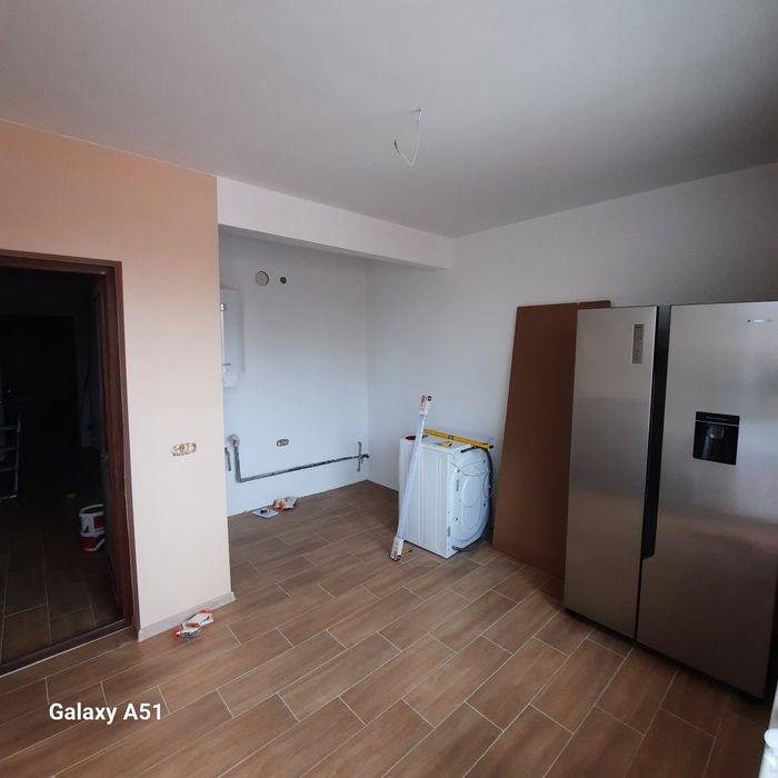 Къща от собственик с гараж