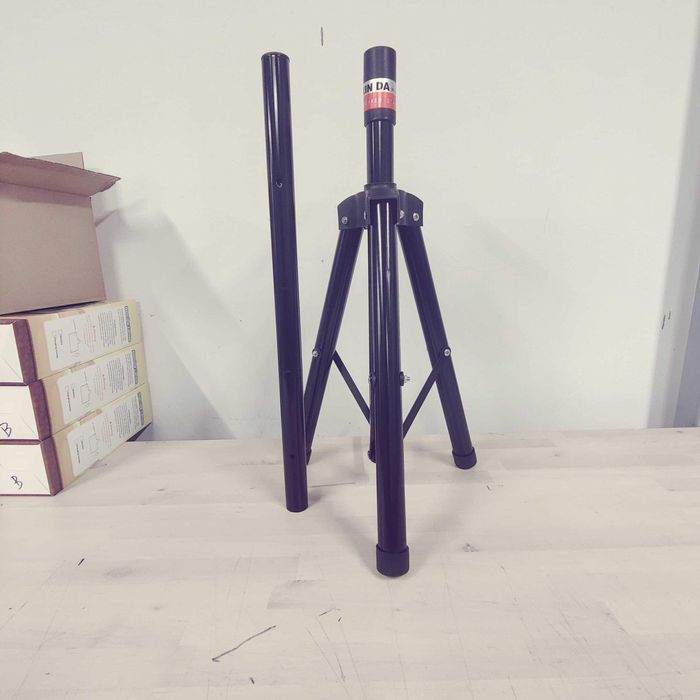 Стойки за тонколона, високоговорители, прожектор и др. В три размера