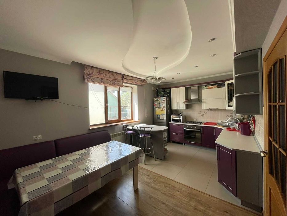 Коттедж в поселке Жаңа қуат