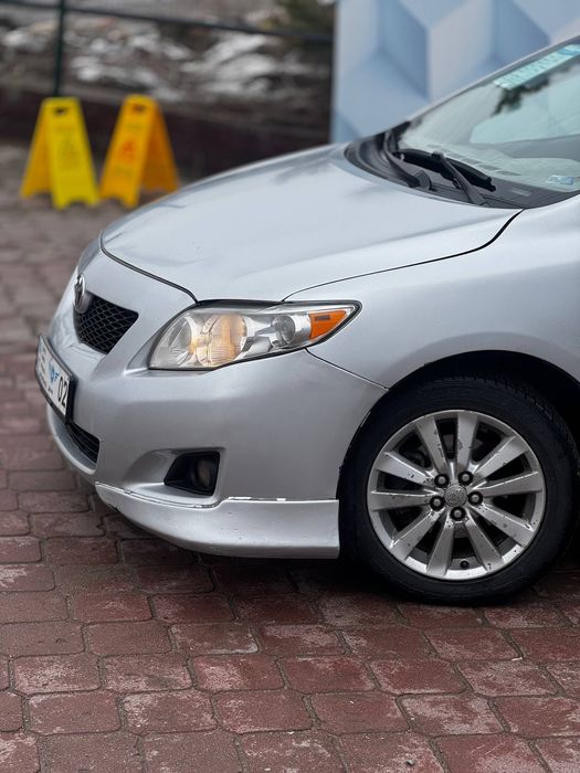 Toyota corolla машина