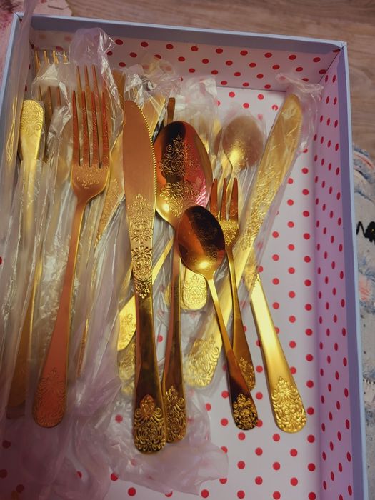 Прибори за хранене