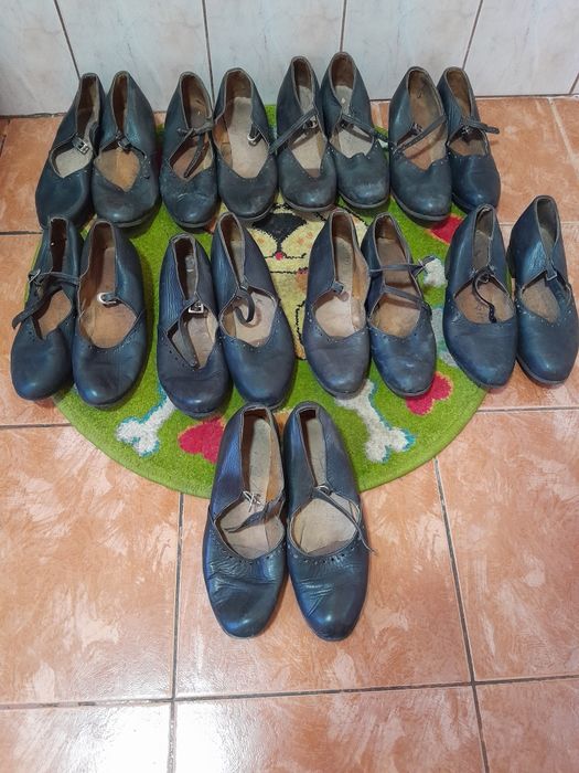 Pantofi de dans vechi