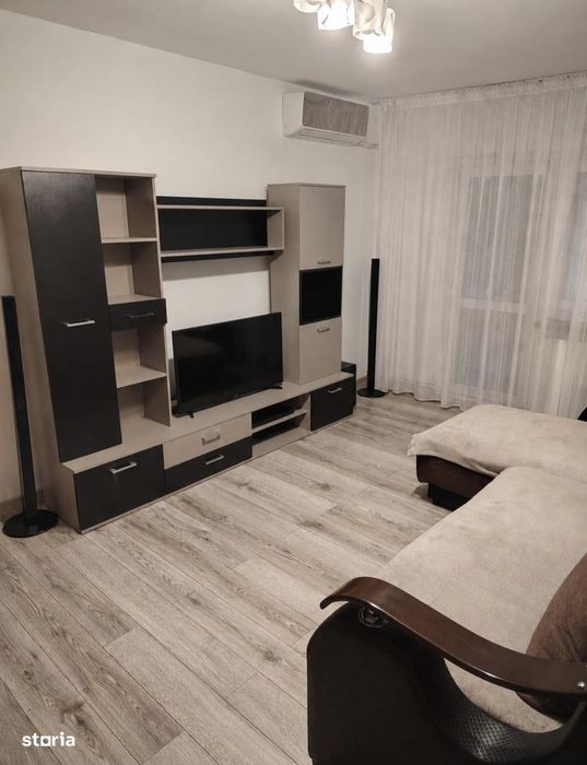 Apartament 3 camere Craiovita Noua