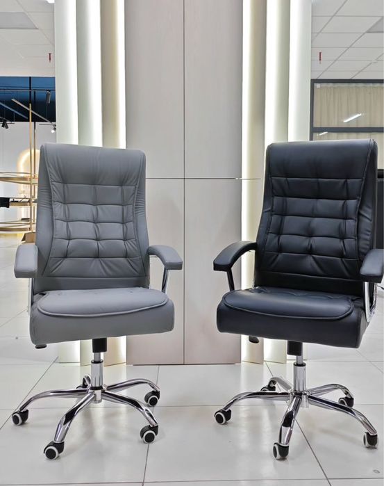 Ofisniy kreslo kojinniy