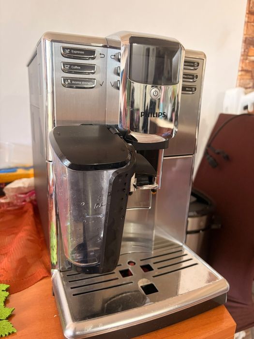 Aparat cafea Philips 5000 / Saeco incanto deluxe