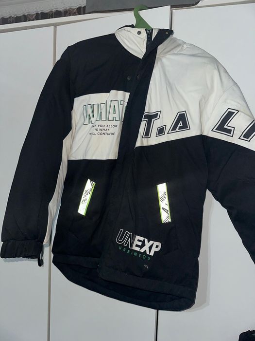 Продам тёплую курточку 12-14 лет