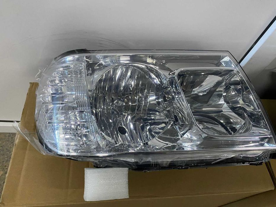 Фара для Toyota Land Cruiser 100
