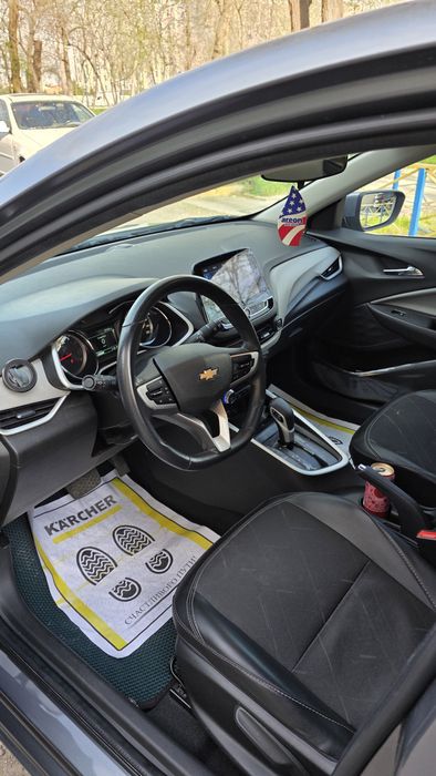 Onix Premier 2023 года