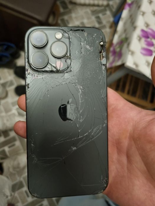 Vand urgent iphone 16 pro max 128gb