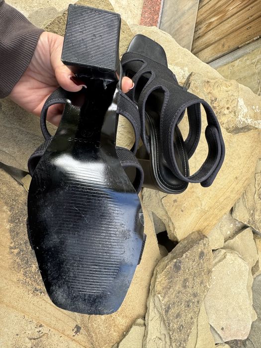 Дамски сандали за широк крак