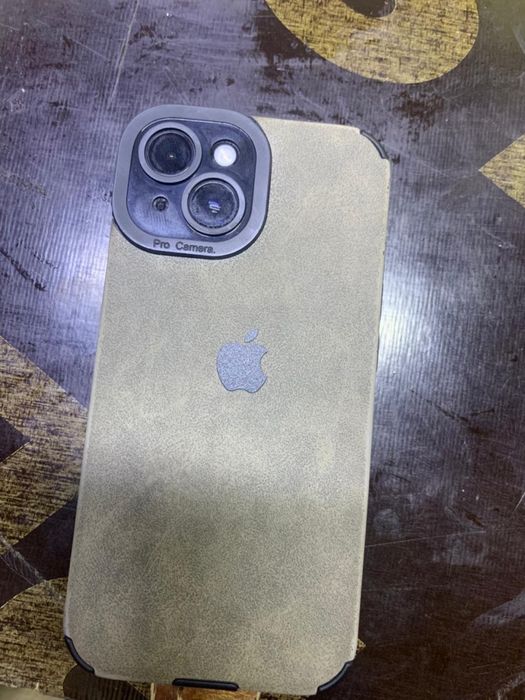 Продам Айфон 15.