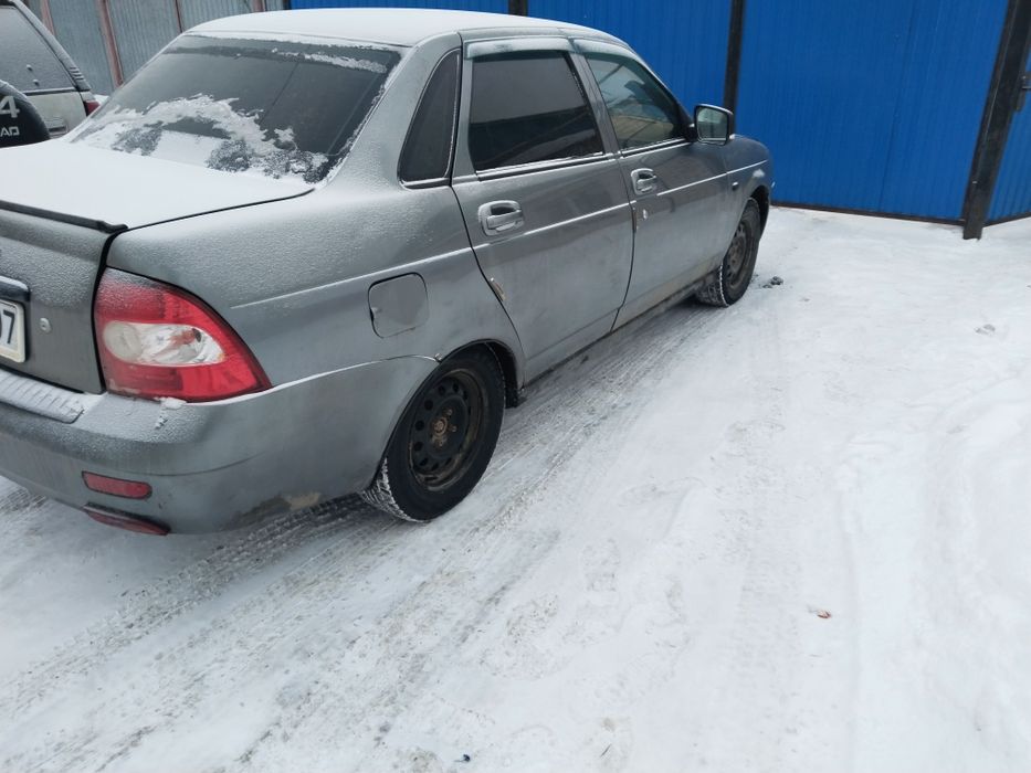 Продам приору на ходу!