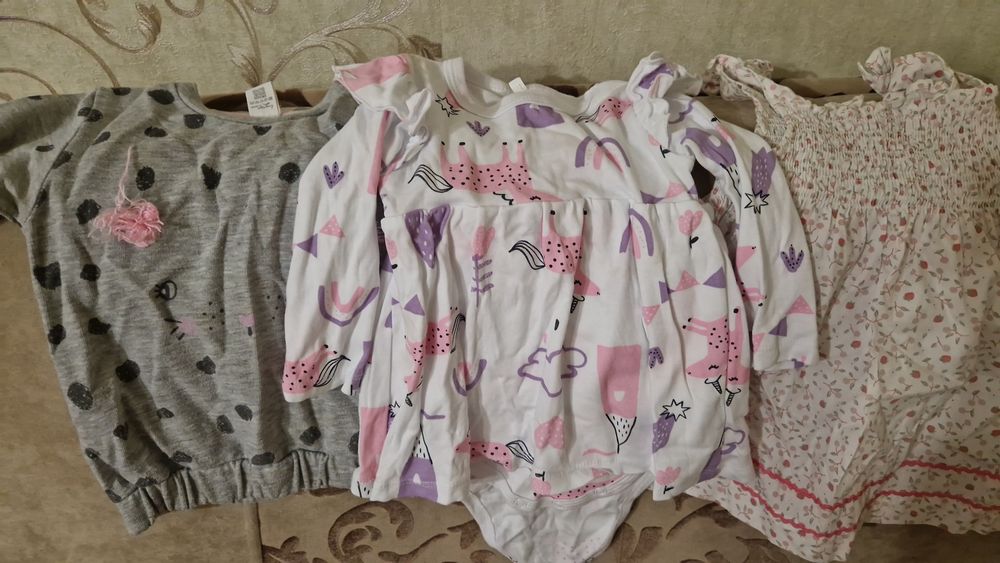 Вещи детские продам.