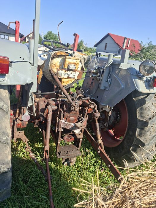 Vând tractor david brown
