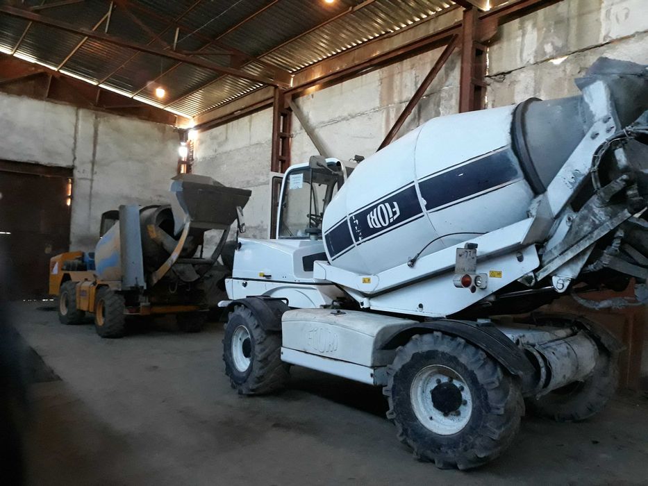 Кармикс -Самозагружающиеся миксера производства Италия