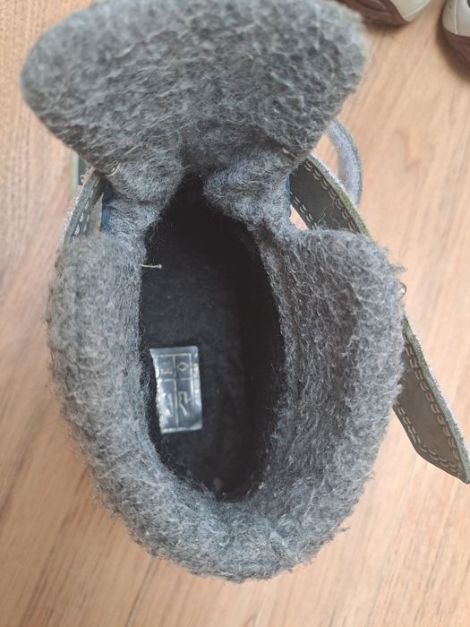 Обувки за момиче 26 номер