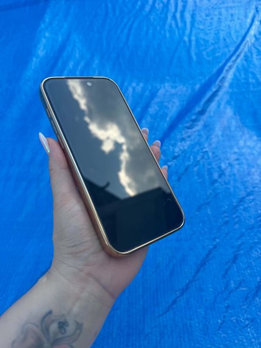 Vând iPhone 17 Pro Max Cosmic Orange 512 GB , ca nou, folosit 2 săptămâni