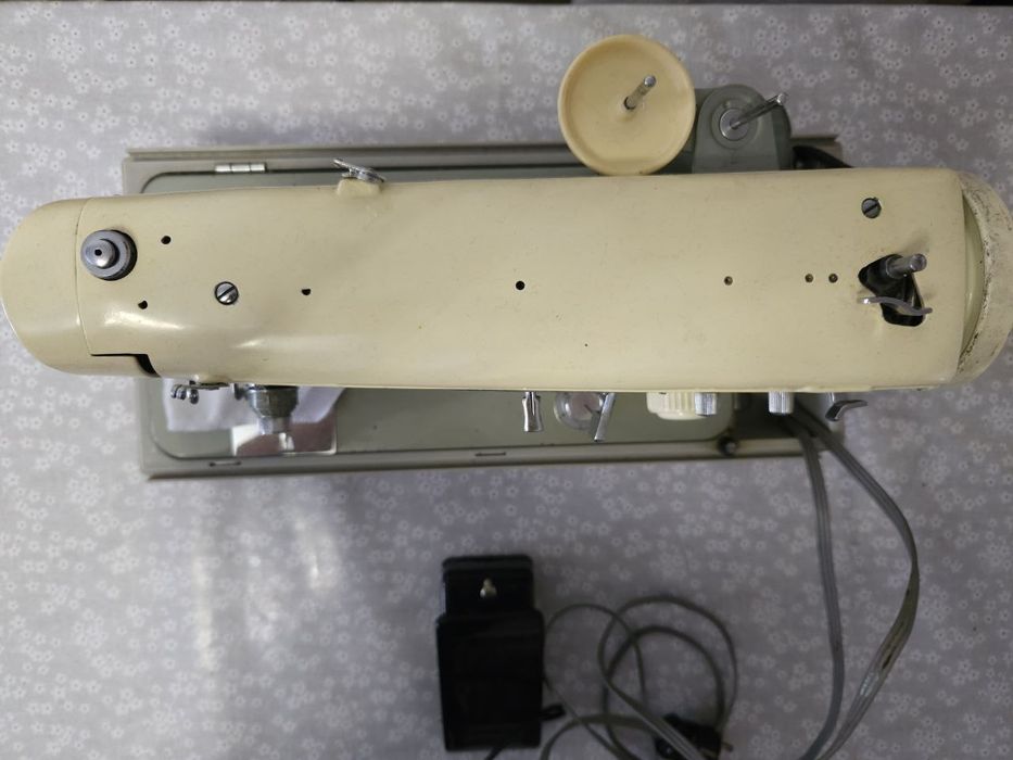 Швейная машинка National