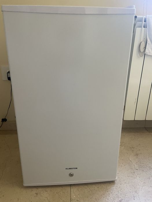 Vand frigider Nou Nefolosit