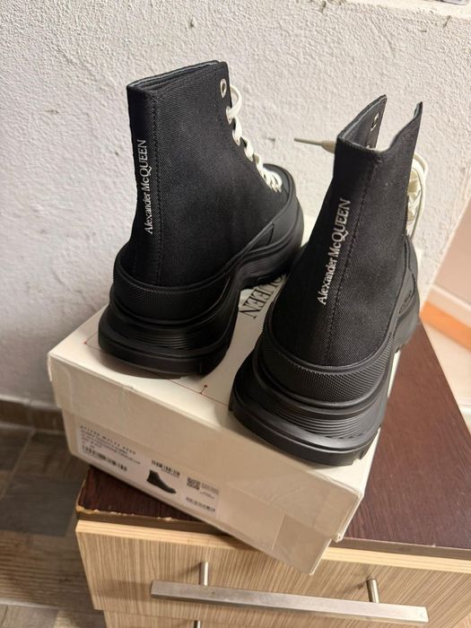 Alexander Mcqueen Tread Slick high