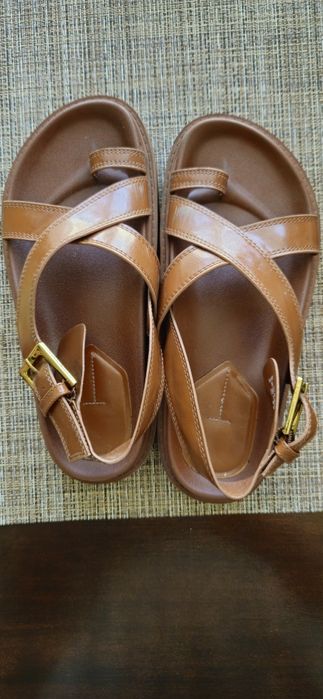 Сандали Zara 38 размер