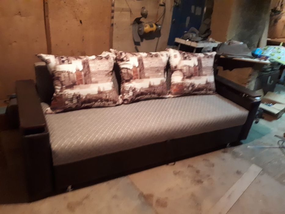 Перетяжка мебели