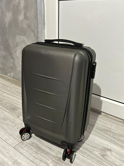 Vand trolere/geamantane