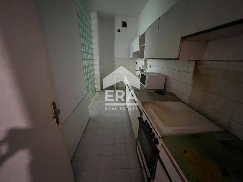 Продава се Тристаен апартамент в Варна, Червен площад - 100 кв.м за 1428 €/кв.м - Снимка #5