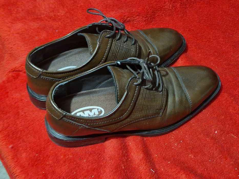 Pantofi de ocazie nr 41