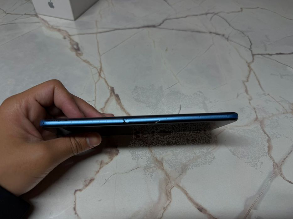 Продам телефон Honor x7a